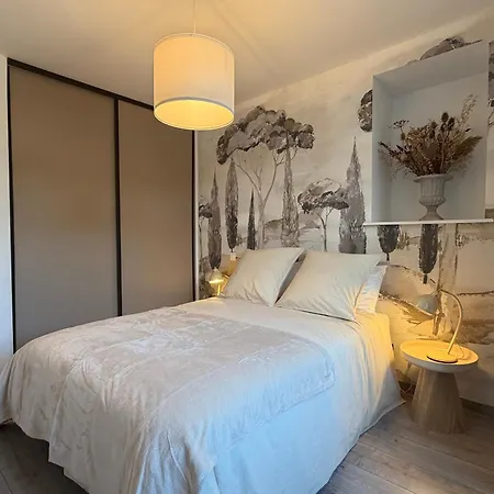 Rive Gauche Apartment